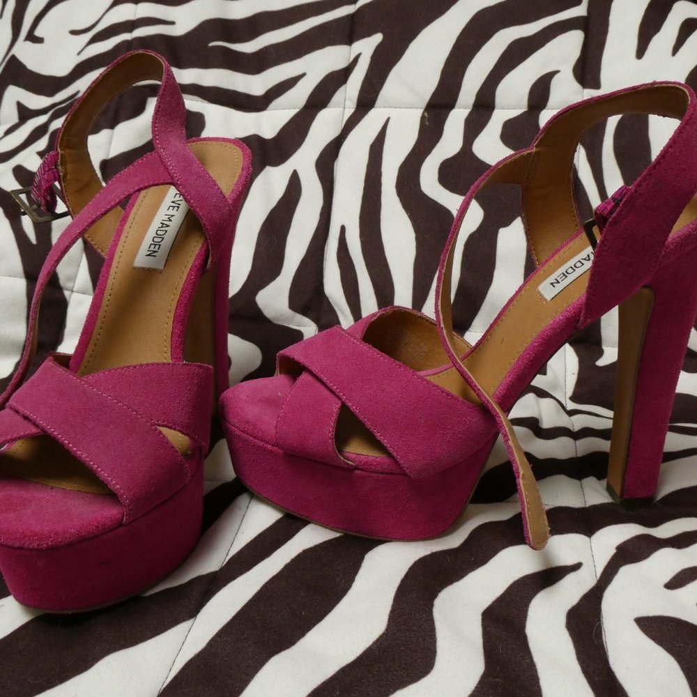 Steve Madden Hot Pink Suede Platform High Heels